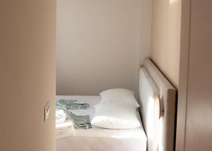 Ionian Blue 6 * Himarë